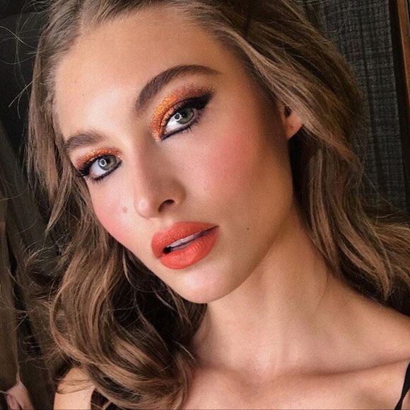 MAC Flame Boyant Eyeshadow Palette Art Library (From Bold To Neutral) - Picture 6 of 16